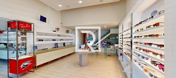 Gewerbliche Immobilie in Ravenna, Italy 69m², Nr. 294009 2