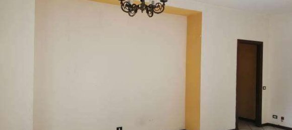 3-salle Appartement à Como, Italy No. 6807 8