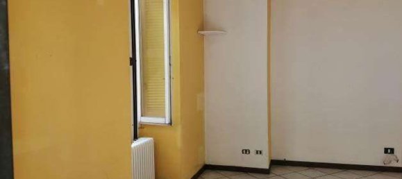 3-salle Appartement à Como, Italy No. 6807 9