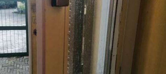 3-salle Appartement à Como, Italy No. 6807 24