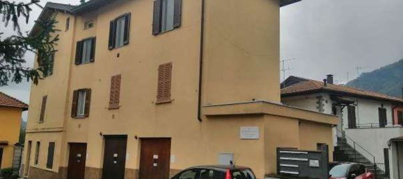 3-salle Appartement à Como, Italy No. 6807 6