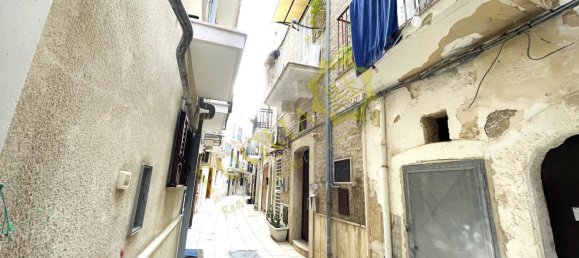 2 Schlafzimmer Haus in Mola di Bari, Italy, Nr. 337739 4