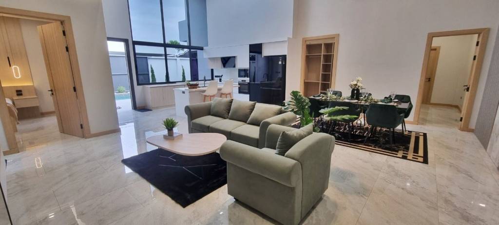 Villa de 3 dormitorios en Bang Lamung, Thailand No. 25609