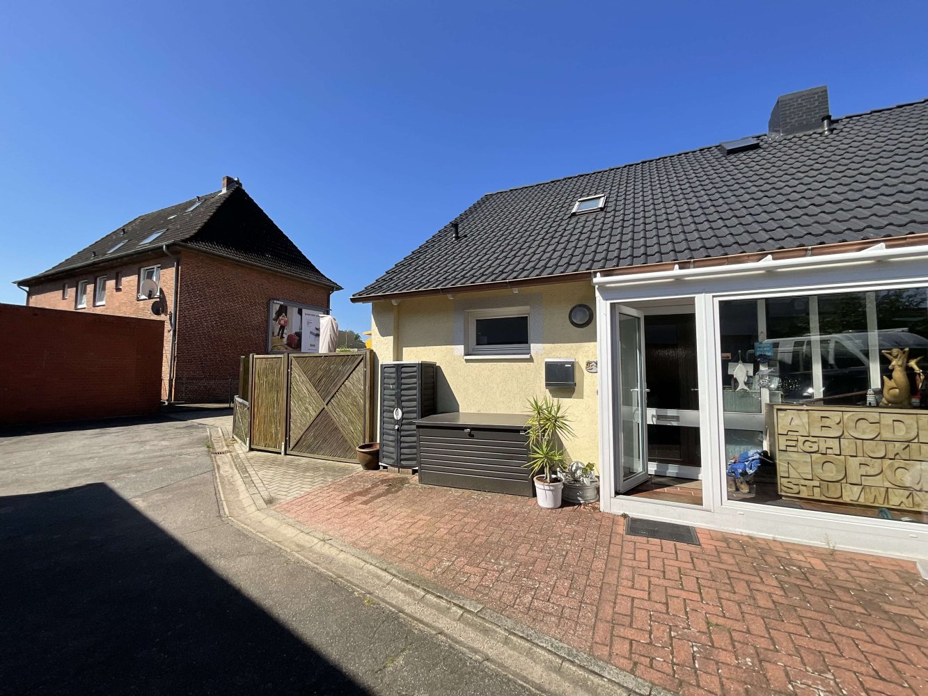 3 bedrooms Commercial property in Lubeck, Germany No. 85362