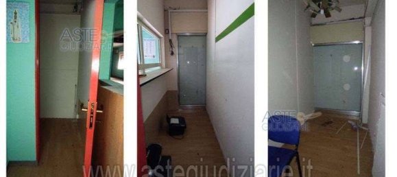 Edificio de 1 habitación en Barcellona Pozzo di Gotto, Italy No. 223638 9