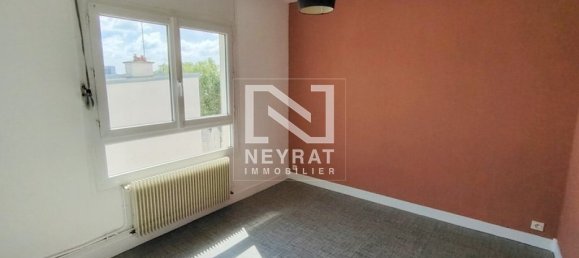 Apartamento de 2 dormitorios en Chalon-sur-Saone, France No. 283540 2