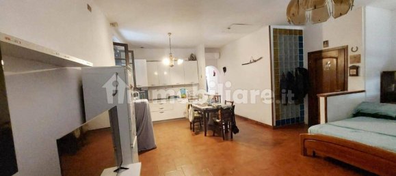 3 Schlafzimmer Wohnung in Vicopisano, Italy, Nr. 352481 5
