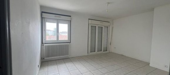 3 Schlafzimmer Wohnung in Gray, France, Nr. 354096 5