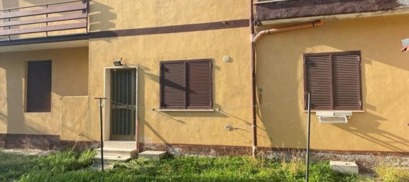 2 rooms Apartment in Tagliacozzo, Italy No. 251990 2