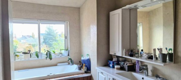 4 bedrooms House in Cambrai, France No. 50898 7