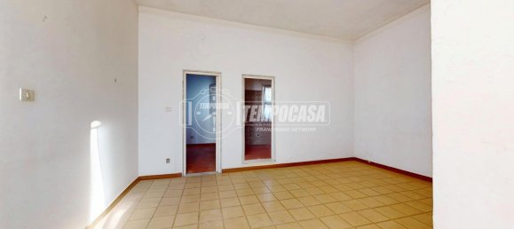 Дом с 2 спальнями в Рутильяно, Италия № 62805 24