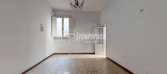 Дом с 2 спальнями в Рутильяно, Италия № 62805 34