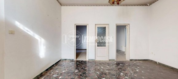 Дом с 2 спальнями в Рутильяно, Италия № 62805 8