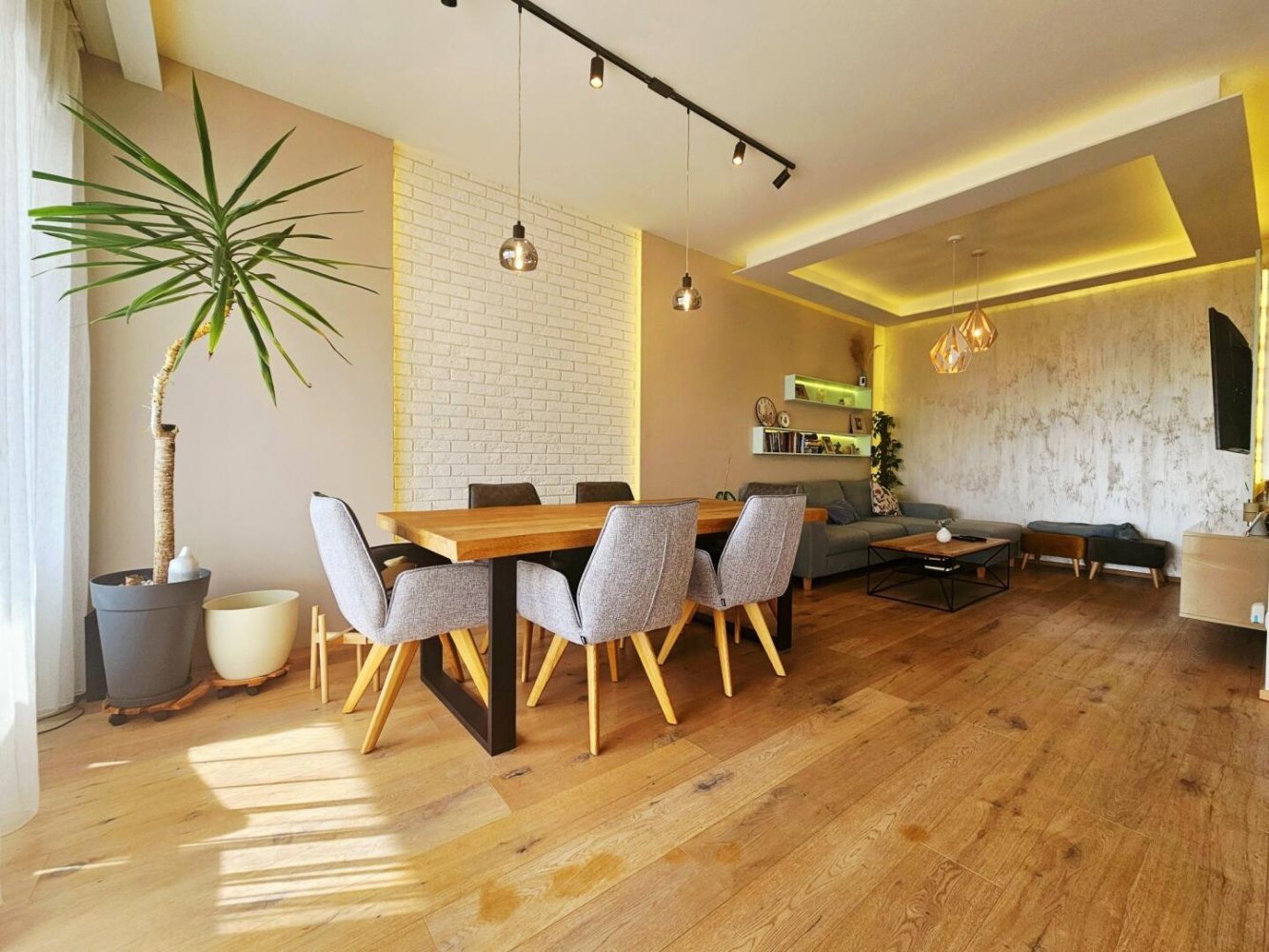 3غرفة شقة في Kalsdorf bei Graz, Austria رقم 168822