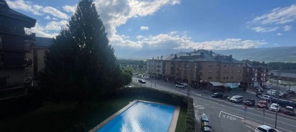 3 bedrooms Apartment in Puigcerda, Spain No. 190126 2