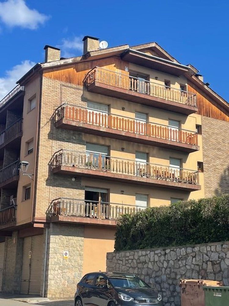 3 bedrooms Apartment in Puigcerda, Spain No. 190126