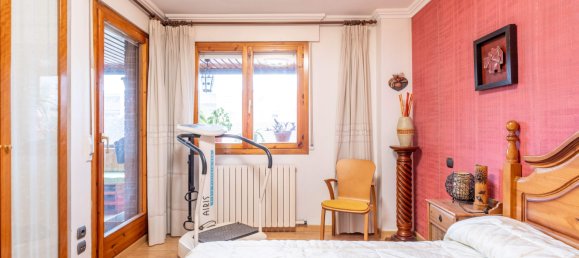 3 chambres Appartement à Zaragoza, Spain No. 65256 5