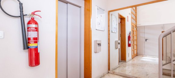 3 chambres Appartement à Zaragoza, Spain No. 65256 24