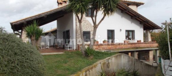 3 bedrooms Apartment in Pomezia, Italy No. 286498 4