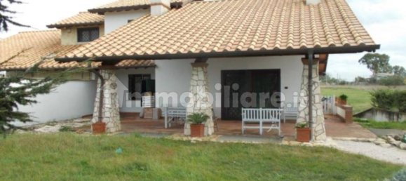 3 bedrooms Apartment in Pomezia, Italy No. 286498 3