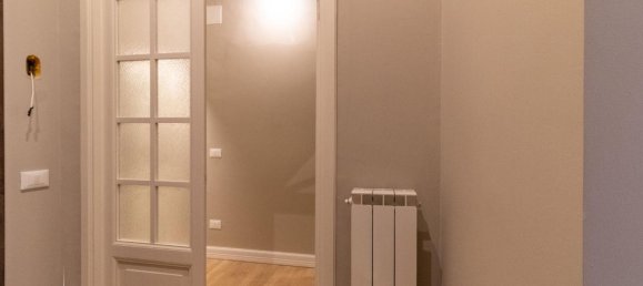 1 bedroom Apartment in Siena, Italy No. 324313 3