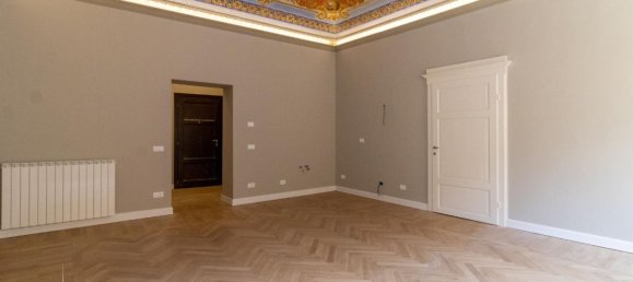 1 bedroom Apartment in Siena, Italy No. 324313 16