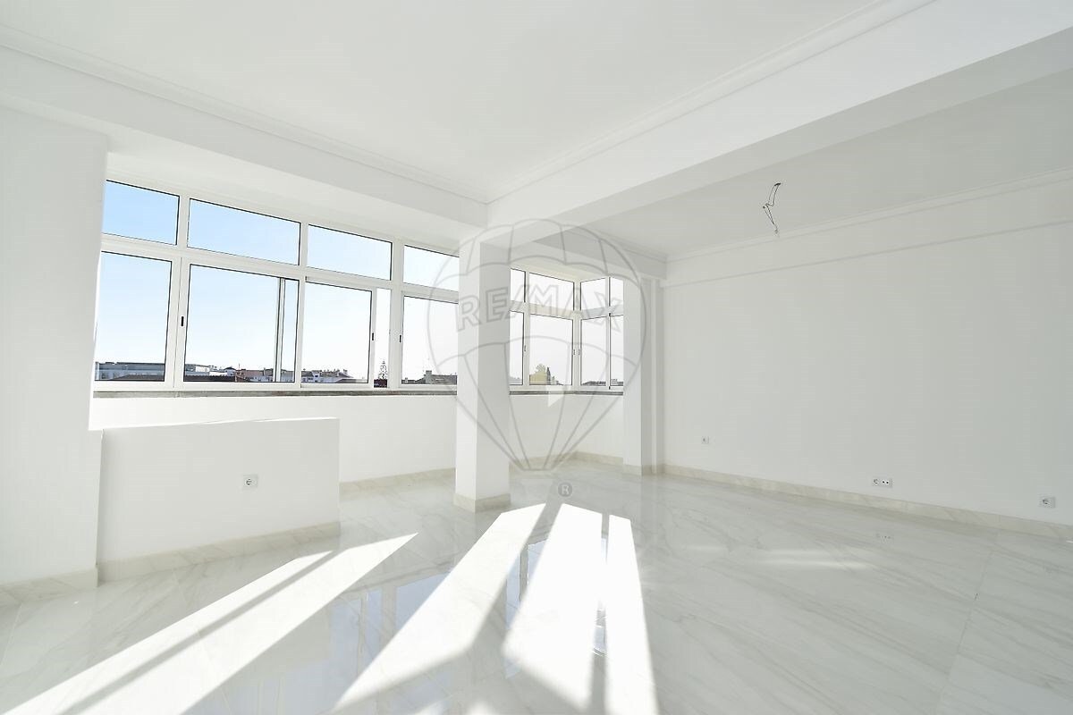 3 bedrooms Apartment in Cascais, Portugal No. 116816