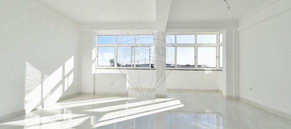 3 bedrooms Apartment in Cascais, Portugal No. 116816 3