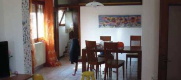 Apartamento de 4 divisões em Rovigo, Italy N.º 220645 6