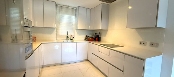 3 Schlafzimmer Wohnung in Estepona, Spain, Nr. 147264 5