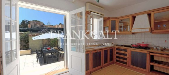 4 bedrooms Villa in Valletta, Malta No. 10796 9