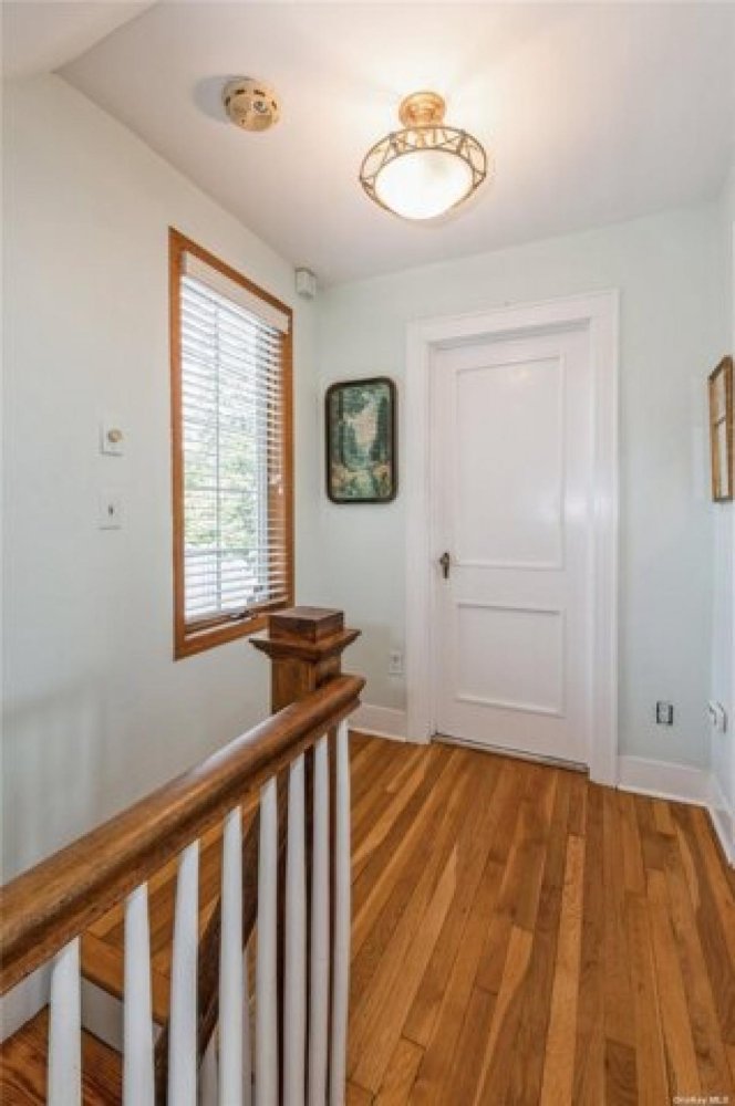 Дом с 3 спальнями в Floral Park, США № 300720