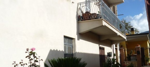 3 rooms Apartment in Palombara Sabina, Italy No. 61200 40