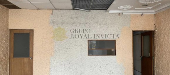 Edificio de 9 dormitorios en Porto, Portugal No. 83012 6