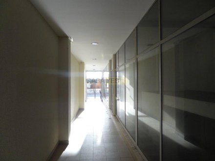 Коммерческая недвижимость 20м² в Повуа ди Варзин, Португалия № 80553