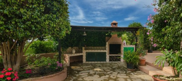 Villa de 4 dormitorios en Estepona, Spain No. 72219 30