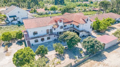 15 bedrooms House in Silgueiros, Portugal No. 181839