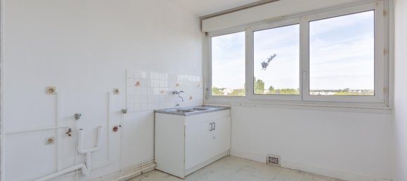 Apartamento de 2 dormitorios en Blois, France No. 222277 6