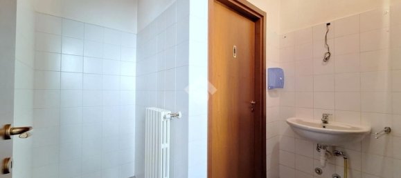 168m² Commercial property in Como, Italy No. 333723 19