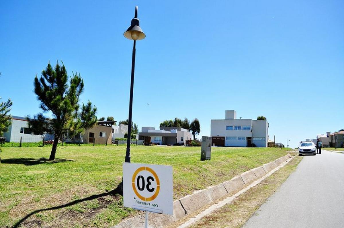  Land in Mar del Plata, Argentina No. 111593
