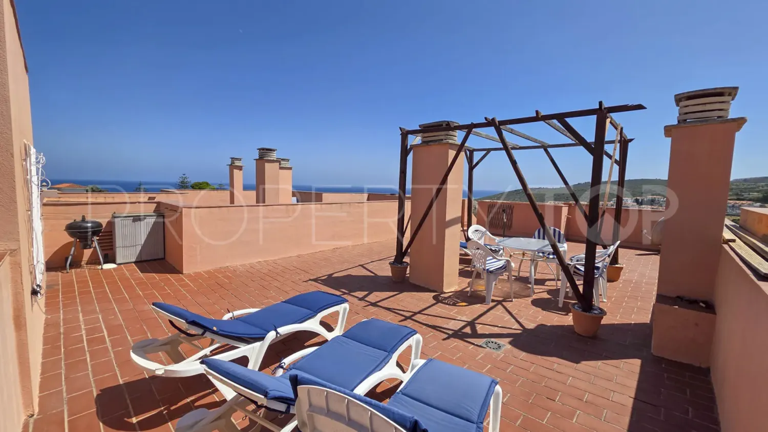 2 Schlafzimmer Penthouse in La Duquesa, Spain, Nr. 177728