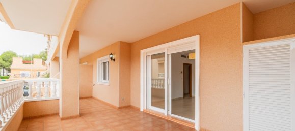 2 chambres Appartement à Alicante, Spain No. 182005 4