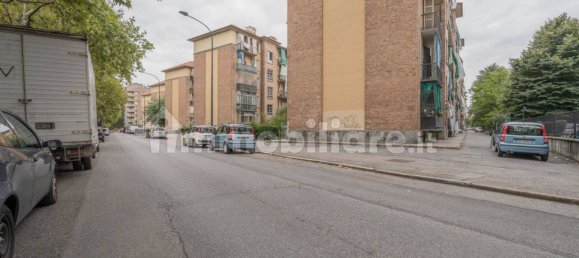 2 bedrooms Apartment in Turin, Italy No. 365133 33
