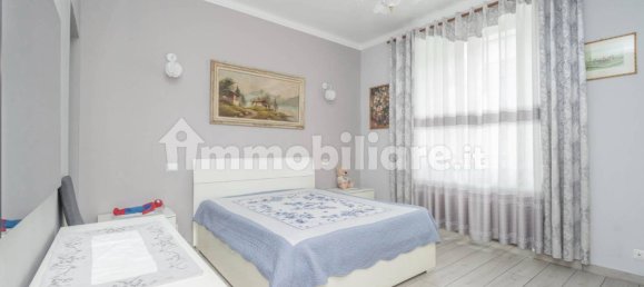 2 bedrooms Apartment in Turin, Italy No. 365133 9