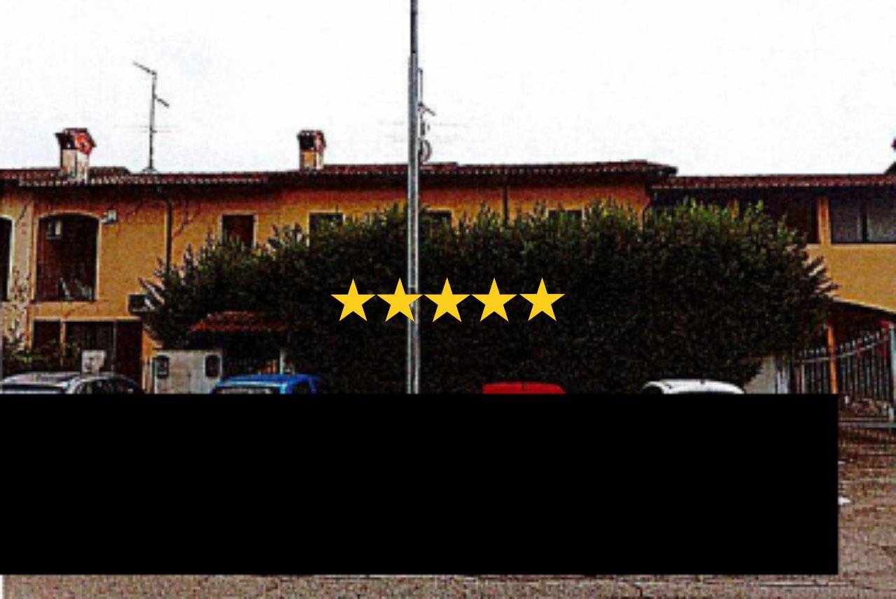 3 bedrooms Villa in Roncaro, Italy No. 373376