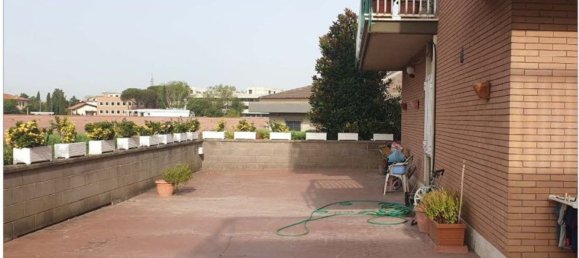 Квартира с 4 комнатами в Рим, Италия № 194530 9