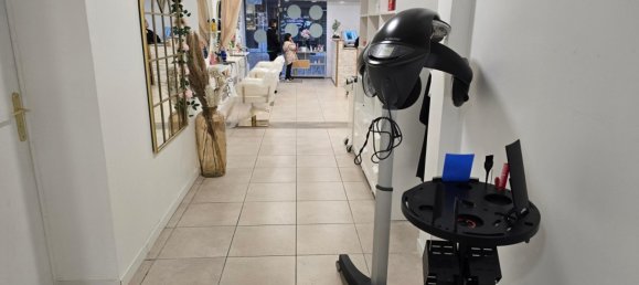 3-Zimmer Gewerbliche Immobilie in Tourcoing, France, Nr. 211149 4