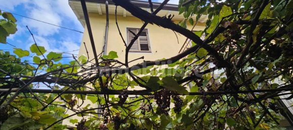 2 bedrooms Villa in Trieste, Italy No. 348672 2