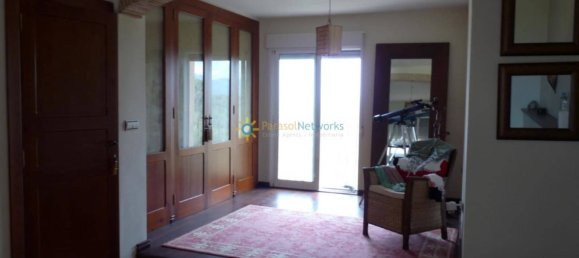 Дом с 8 спальнями в Валенсия, Испания № 135629 20