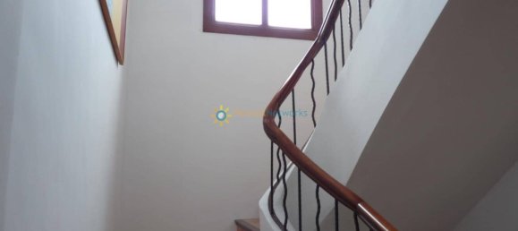 Дом с 8 спальнями в Валенсия, Испания № 135629 16